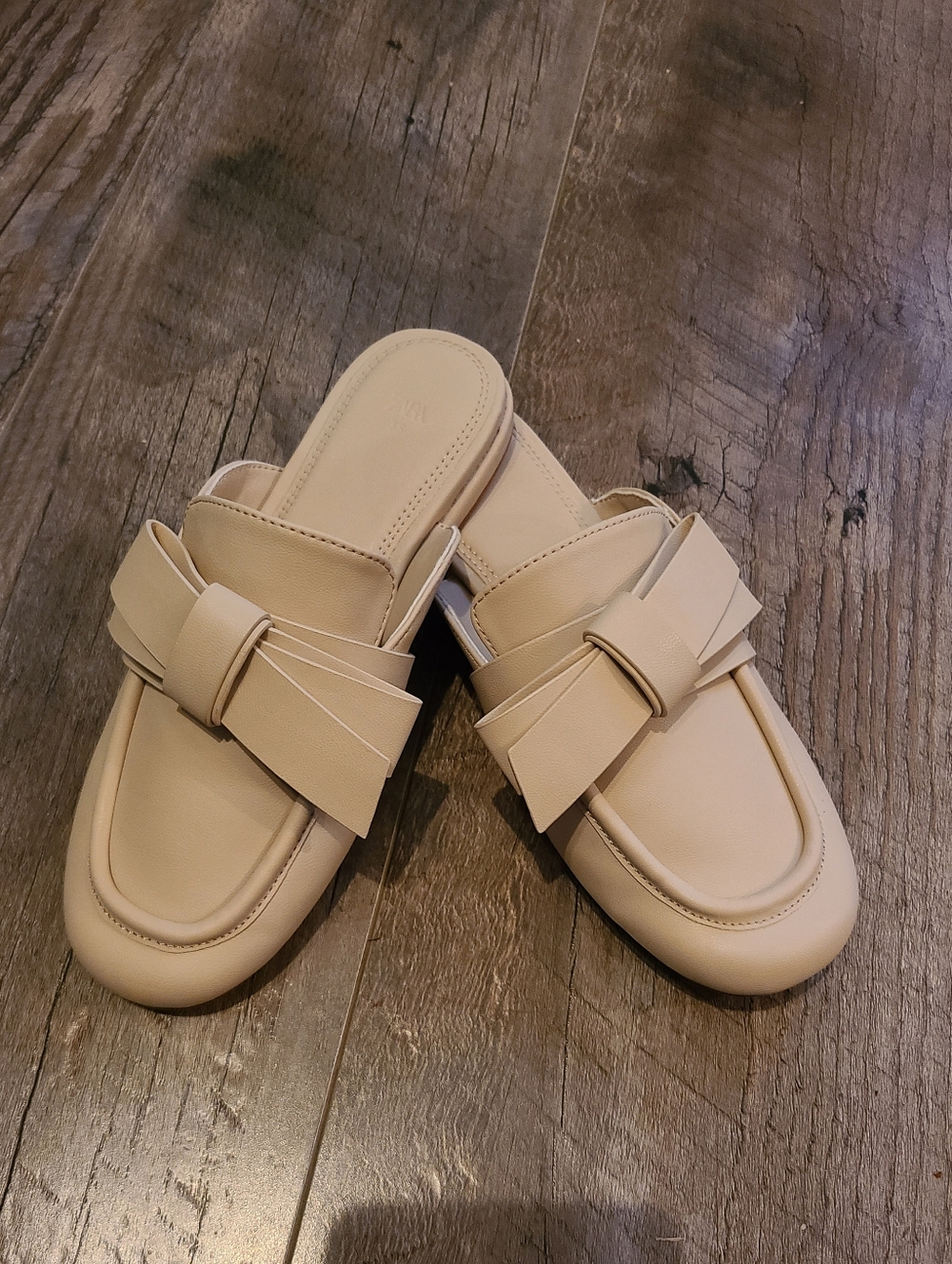 Zara Creamy Beige Bow-Accent Slip-On Mules For Girls